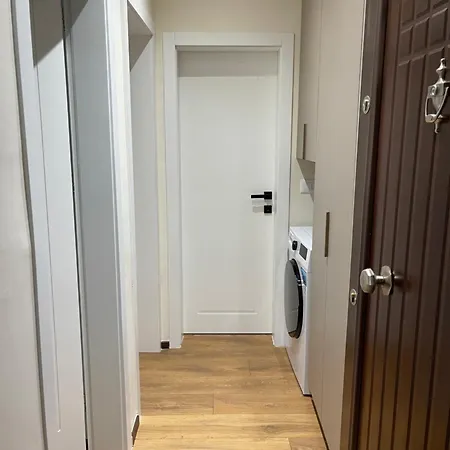 Stylish 1 Bedroom Apt 5 Min Walking From Skanderbeg Sq Apartmán Tirana