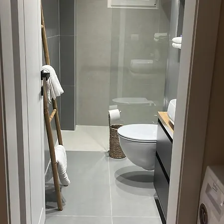 Apartmán Stylish 1 Bedroom Apt 5 Min Walking From Skanderbeg Sq *